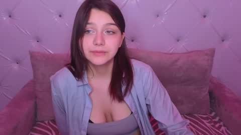 foxy online show from May 2026 06:46:01 PM