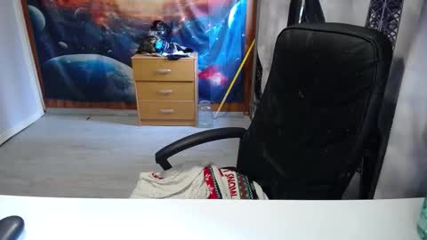 Snapshot of xxxnewlywedsxxx chatting on October 2025 08:57:02 AM Lana online show from October 2025 08:57:02 AM