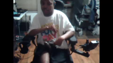 xxxonwheelz online show from October 2025 01:25:02 AM