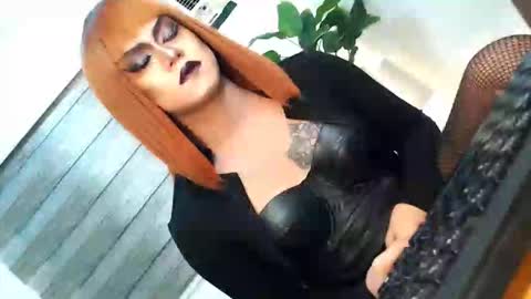 Snapshot of xyournightmarequeenx chatting on February 2026 01:34:01 AM QueenMarina online show from February 2026 01:34:01 AM