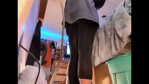 Snapshot of xzbib chatting on February 2025 12:16:01 AM Xzbib online show from February 2025 12:16:01 AM