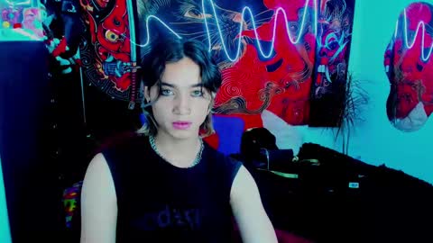 xzerox_ online show from October 2025 07:06:01 AM