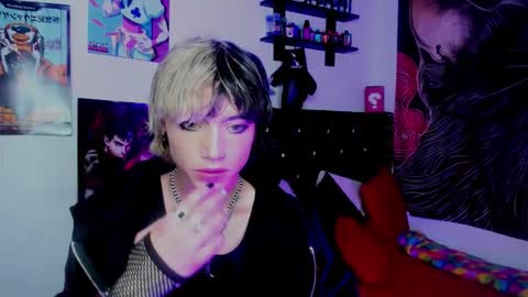 xzerox_ online show from December 2025 10:06:02 PM