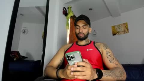 Y A F I R    J A F E T online show from February 2026 09:46:02 PM