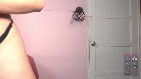 Snapshot of yahaira_26 chatting on November 2025 12:05:01 AM petronila online show from November 2025 12:05:01 AM