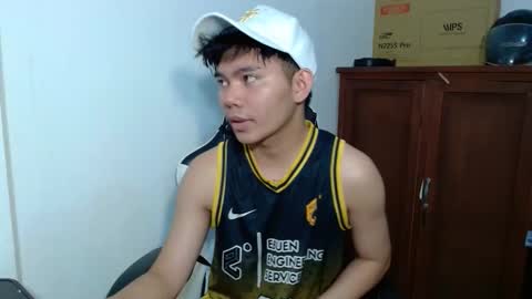 Snapshot of yamati21 chatting on January 2026 06:59:02 AM Eian online show from January 2026 06:59:02 AM