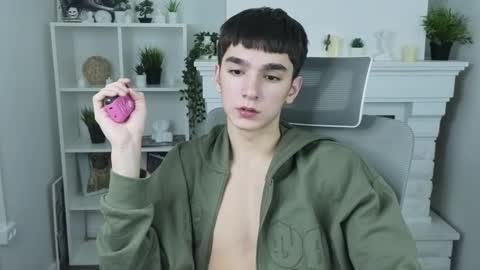 Snapshot of yamitwink chatting on November 2025 08:20:02 PM yamitwink online show from November 2025 08:20:02 PM