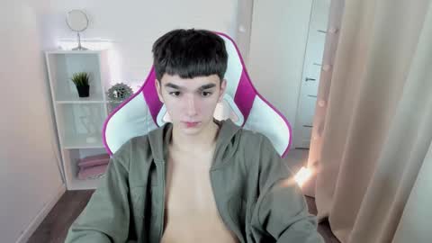 Snapshot of yamitwink chatting on November 2025 05:38:01 AM yamitwink online show from November 2025 05:38:01 AM