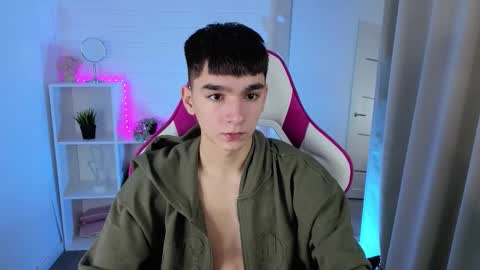 Snapshot of yamitwink chatting on November 2025 05:39:01 AM yamitwink online show from November 2025 05:39:01 AM