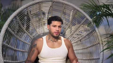 Snapshot of yamp_bigcock chatting on September 2025 04:49:01 AM yamp sambrano online show from September 2025 04:49:01 AM