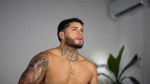 Snapshot of yamp_bigcock chatting on October 2025 09:27:01 PM yamp sambrano online show from October 2025 09:27:01 PM