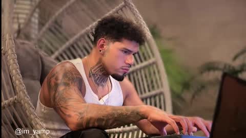 Snapshot of yamp_bigcock chatting on March 2026 02:47:02 AM yamp sambrano online show from March 2026 02:47:02 AM