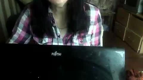 Snapshot of yanafiesta chatting on November 2025 09:21:01 AM yanafiesta online show from November 2025 09:21:01 AM