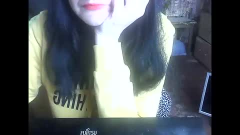 yanafiesta online show from May 2026 01:52:01 PM