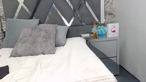 Snapshot of yanetrose chatting on November 2025 03:37:02 AM yanetrose online show from November 2025 03:37:02 AM