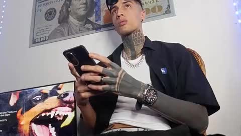 Snapshot of yanfranko420 chatting on March 2026 01:32:02 AM Yan online show from March 2026 01:32:02 AM