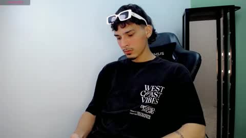 DANILO online show from December 2025 03:22:01 AM