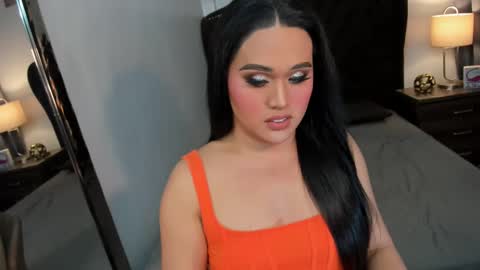 Snapshot of yanny_xoxo chatting on January 2025 11:13:01 PM Allisonn online show from January 2025 11:13:01 PM