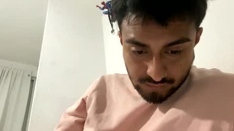 Snapshot of yanose117 chatting on December 2025 05:01:01 AM Jony online show from December 2025 05:01:01 AM