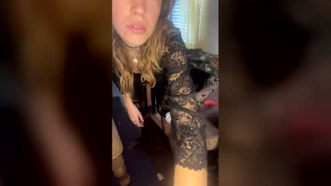 Snapshot of yanyanpixie chatting on December 2025 04:03:02 PM yanyanpixie online show from December 2025 04:03:02 PM