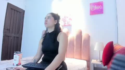 Snapshot of yara10_ chatting on April 2026 12:20:01 PM yara10_ online show from April 2026 12:20:01 PM