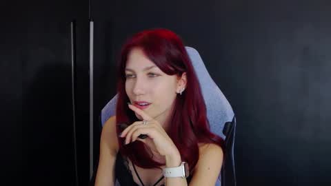 Snapshot of yasemina_ chatting on February 2026 11:14:02 PM Yase online show from February 2026 11:14:02 PM