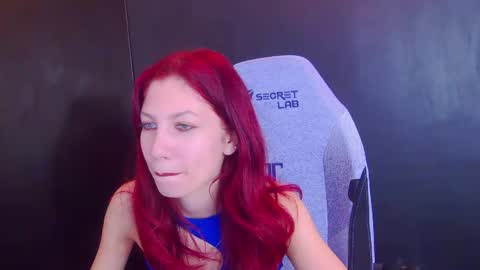 Snapshot of yasemina_ chatting on April 2026 09:15:01 PM Yase online show from April 2026 09:15:01 PM