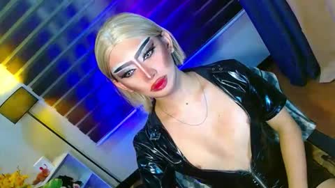 miss yasii online show from February 2026 01:32:02 PM