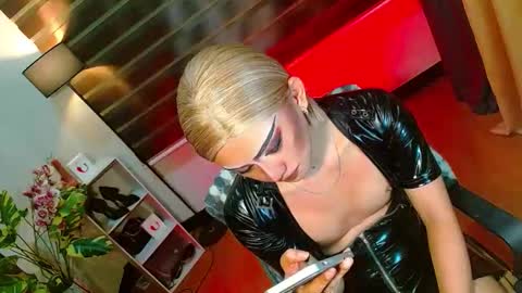 miss yasii online show from February 2026 02:24:02 PM