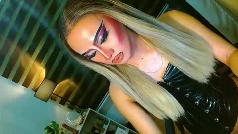 miss yasii online show from May 2026 02:59:01 PM