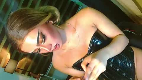 miss yasii online show from June 2026 02:04:01 PM