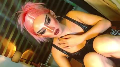 miss yasii online show from June 2026 03:42:02 PM