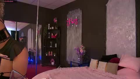 Snapshot of yasmin_al_star chatting on June 2026 06:12:01 AM Yasmin new tits boobs ass stepsis online show from June 2026 06:12:01 AM