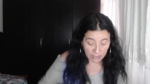 Snapshot of yasmin_love85 chatting on December 2024 02:08:02 PM yasmin_love85 online show from December 2024 02:08:02 PM