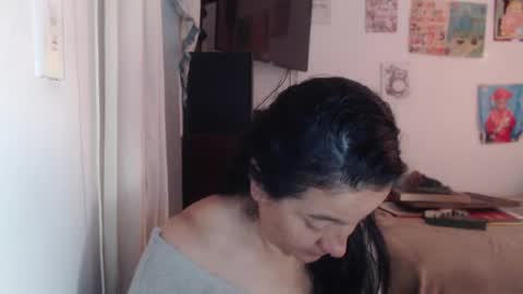 Snapshot of yasmin_love85 chatting on September 2025 04:07:01 PM yasmin_love85 online show from September 2025 04:07:01 PM