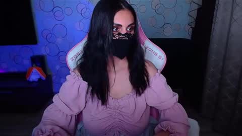 Snapshot of yasmina___ chatting on October 2025 06:33:01 AM yasmina online show from October 2025 06:33:01 AM