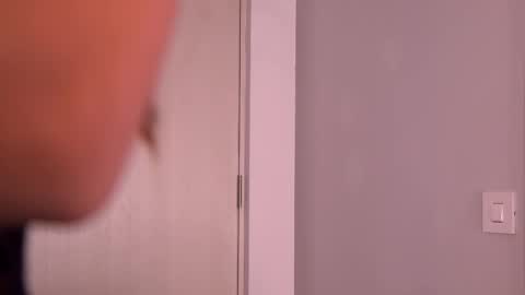 Yasmina  online show from November 2025 03:52:01 AM