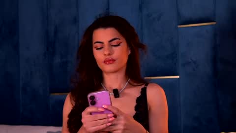 Yasmina  online show from April 2026 03:15:02 AM