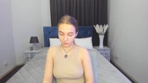 Snapshot of yasminasage chatting on January 2025 08:09:01 PM Yasmina online show from January 2025 08:09:01 PM