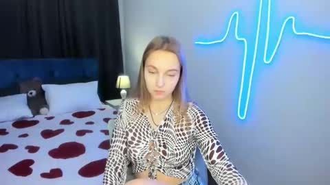 Snapshot of yasminasage chatting on October 2025 06:39:01 PM Yasmina online show from October 2025 06:39:01 PM