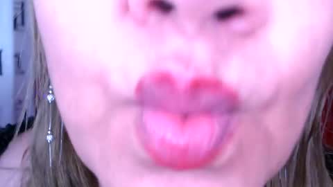 yayita online show from December 2024 03:06:02 PM