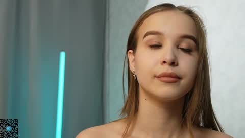 Kate online show from February 2025 06:59:01 PM