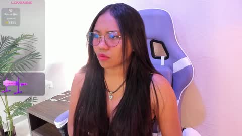 Snapshot of yeika_foxy chatting on March 2025 11:25:02 AM yeika_foxy online show from March 2025 11:25:02 AM