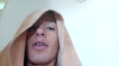 yeisongomezz online show from January 2026 02:55:01 PM