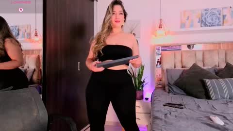 yellow_lily online show from March 2026 04:46:01 PM