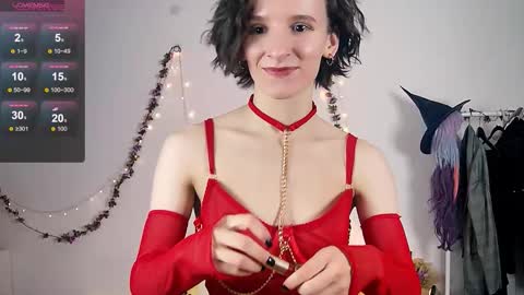 Snapshot of yellow_songbird chatting on November 2025 03:45:01 PM Liya online show from November 2025 03:45:01 PM