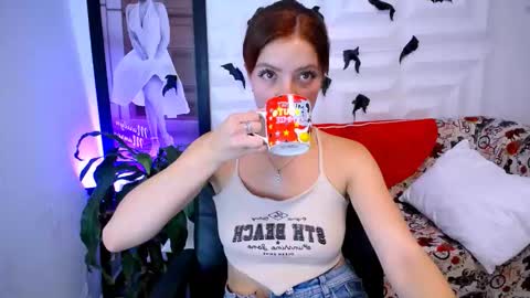 Snapshot of yemfairymcry chatting on October 2025 04:19:02 PM YEM online show from October 2025 04:19:02 PM