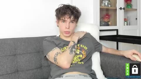 Yen online show from December 2025 06:46:02 PM