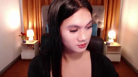 Yen online show from October 2025 01:40:01 AM