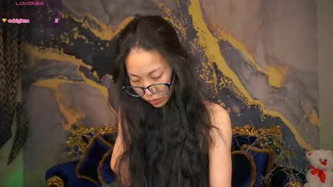 Snapshot of yennstar chatting on March 2026 09:18:02 PM yennstar online show from March 2026 09:18:02 PM